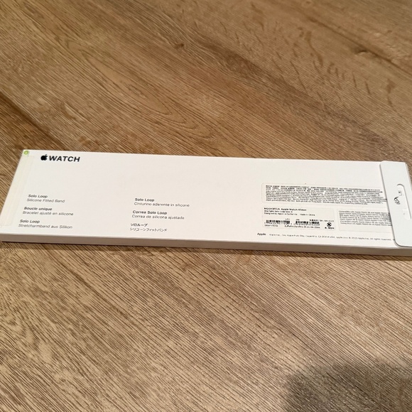 Apple Watch Solo Loop 44/45/49mm - Starlight Beige - Size 3 - Picture 3 of 5